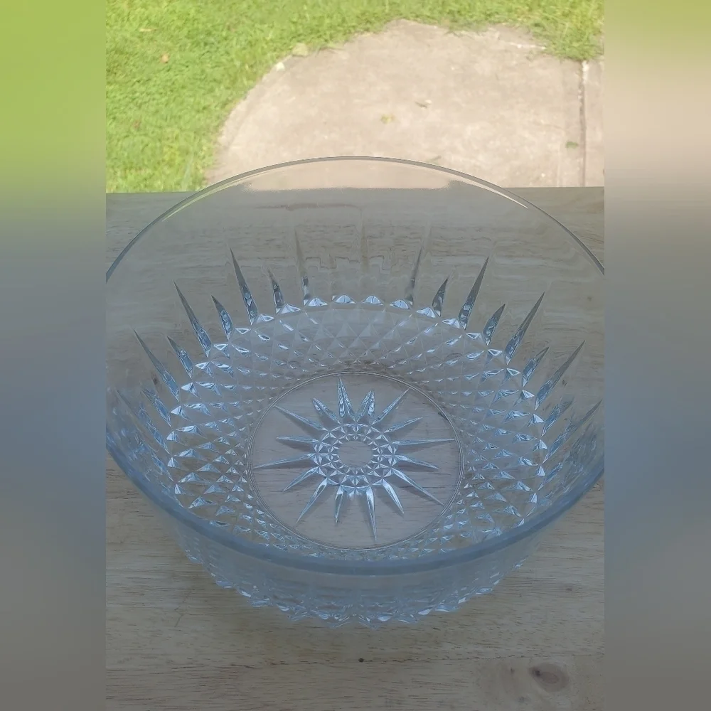 Vintage Arcoroc‎  Desert Serving Bowl France Cut Glass Crystal